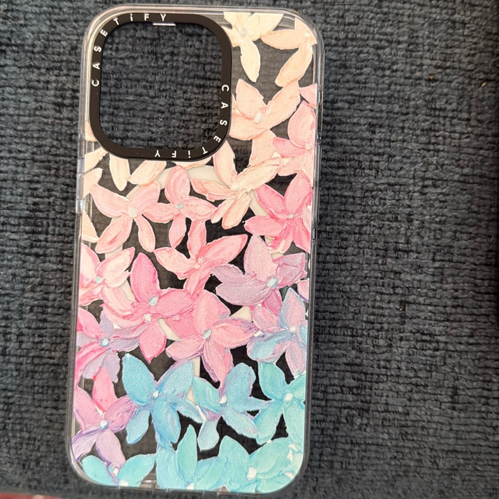 Casetify iPhone 14 mag safe case